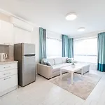 La Luxury * Golden Sands