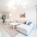 Apartment La Luxury